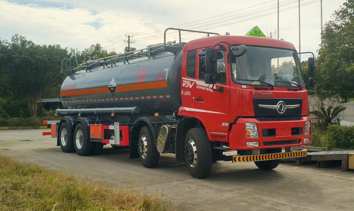 液罐汽車在運輸物品的時候，要注意哪些事項呢？