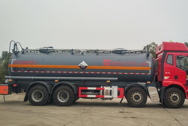 倒車的時(shí)候，一定要注意這些！