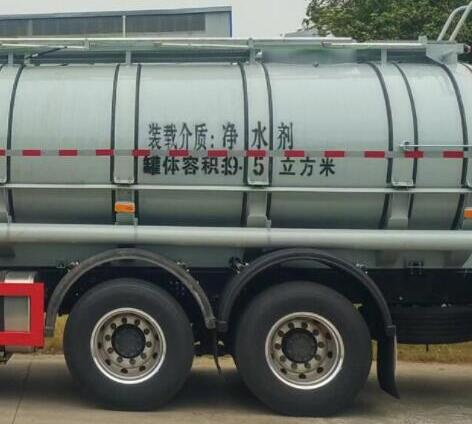 專用汽車的輪胎要注意經(jīng)常檢查！