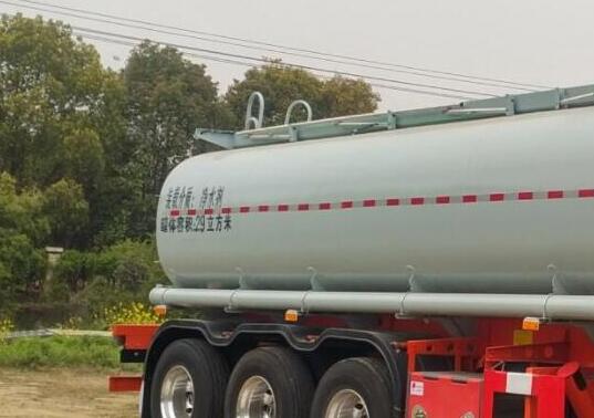 在駕駛車輛之前，哪些方面要注意？